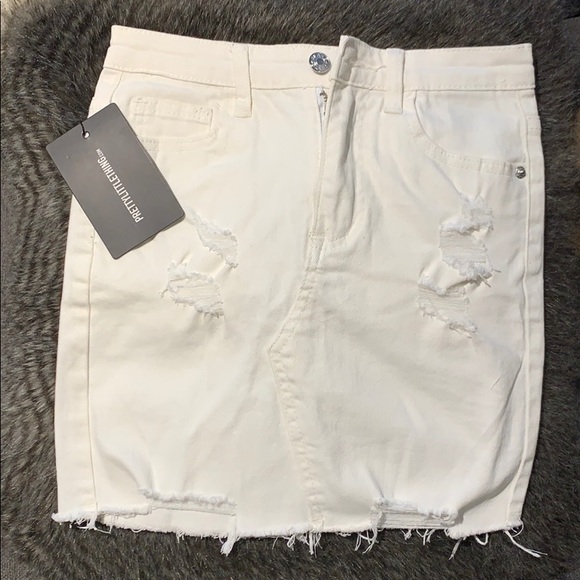 PrettyLittleThing Denim Skirt - Picture 1 of 4